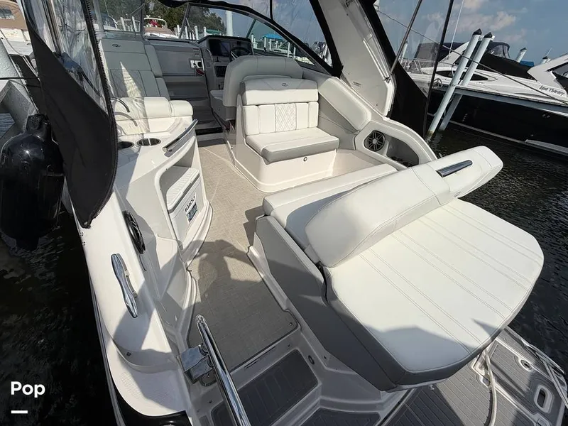 Slide: The Image of Regal 28 Express 2024 - 16709736