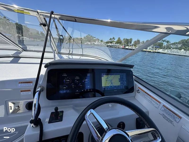 Slide: The Image of Regal 28 Express 2024 - 16297946