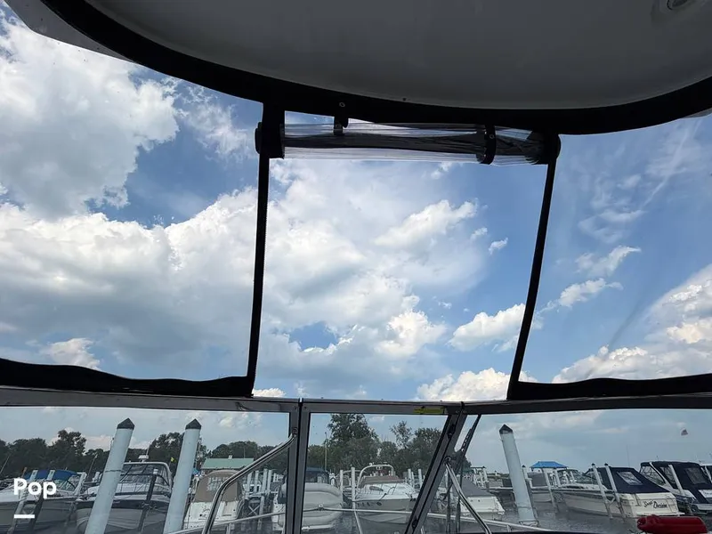 Slide: The Image of Regal 28 Express 2024 - 16709725