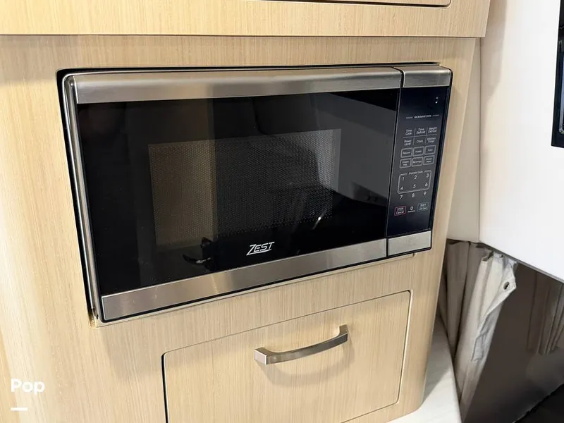 Slide: The Image of Regal 28 Express 2024 - 16709767