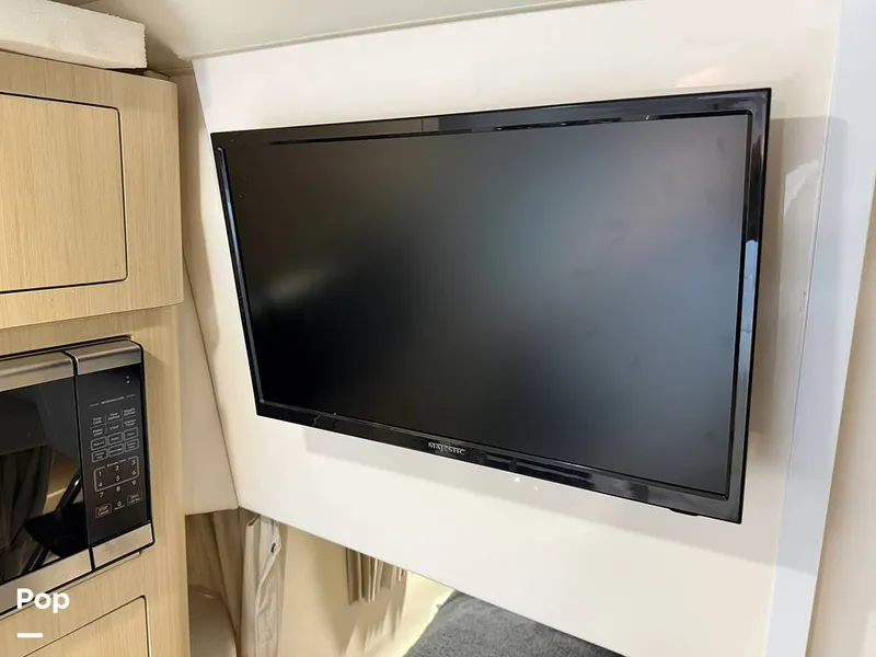 Slide: The Image of Regal 28 Express 2024 - 16709805