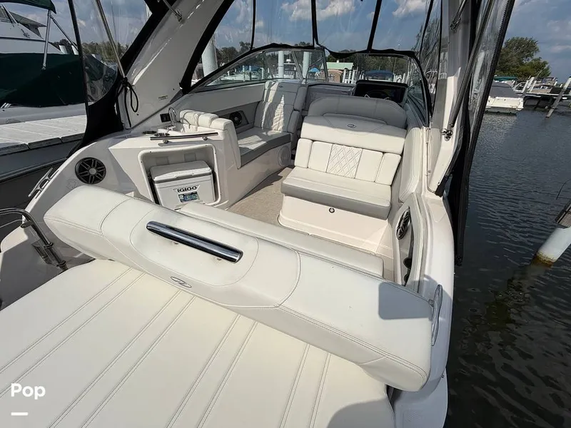 Slide: The Image of Regal 28 Express 2024 - 16709737