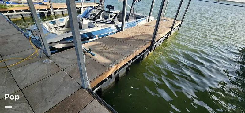 Slide: The Image of Axis A22 2022 - 16137579