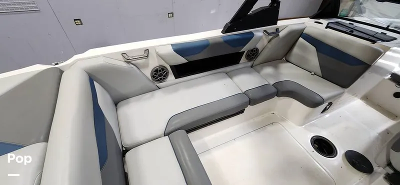 Slide: The Image of Axis A22 2022 - 16137605