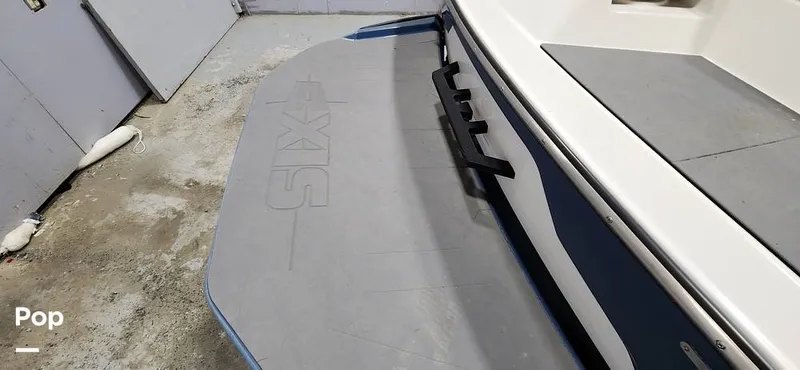 Slide: The Image of Axis A22 2022 - 16137615