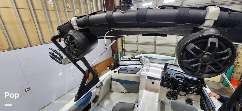 Slide: The Image of Axis A22 2022 - 16137616