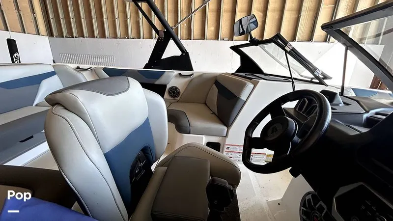 Slide: The Image of Axis A22 2022 - 16137628