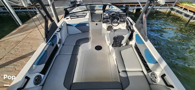 Slide: The Image of Axis A22 2022 - 16137631