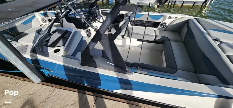 Slide: The Image of Axis A22 2022 - 16137640