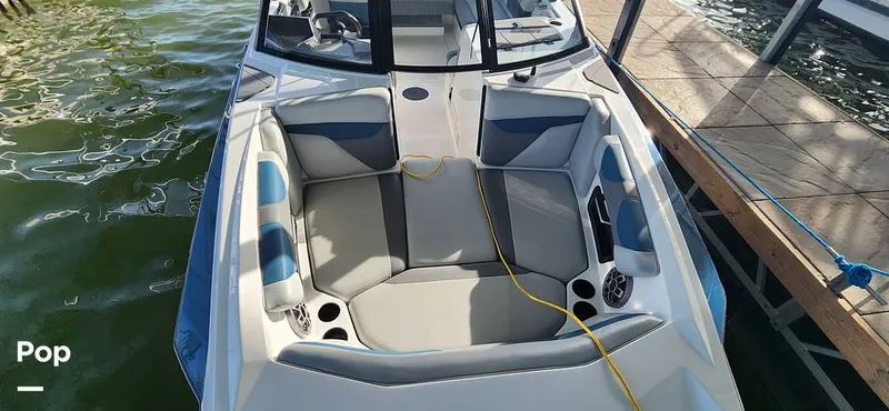 Slide: The Image of Axis A22 2022 - 16137643