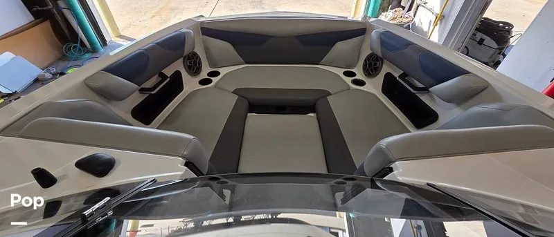 Slide: The Image of Axis A22 2022 - 16137658