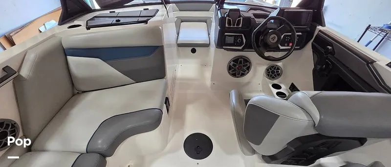 Slide: The Image of Axis A22 2022 - 16137659