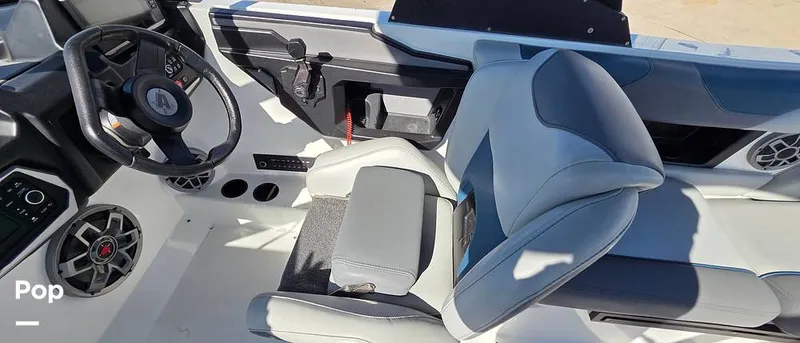 Slide: The Image of Axis A22 2022 - 16137454