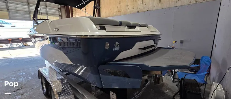 Slide: The Image of Axis A22 2022 - 16137539