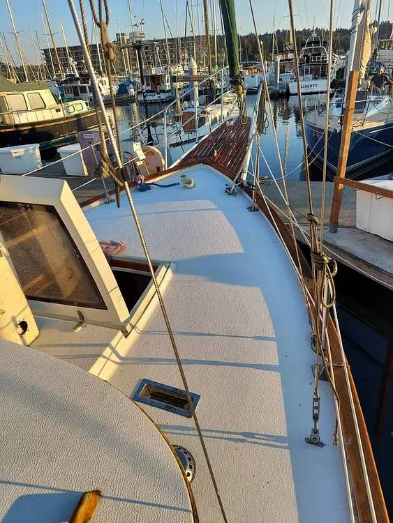 Slide: The Image of Islander Freeport 1977 - 16139179