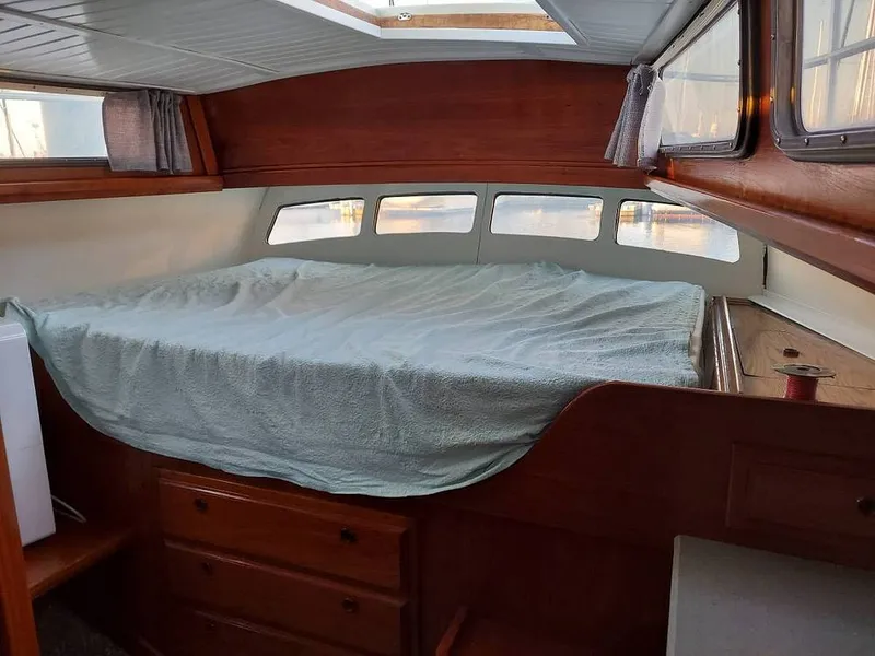 Slide: The Image of Islander Freeport 1977 - 16139185