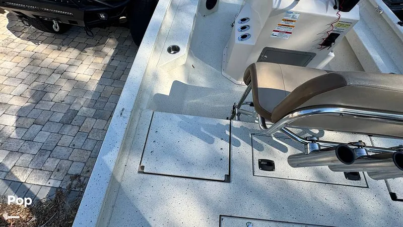 Slide: The Image of Xpress H20B 2020 - 16203599