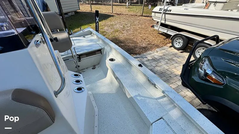 Slide: The Image of Xpress H20B 2020 - 16203616