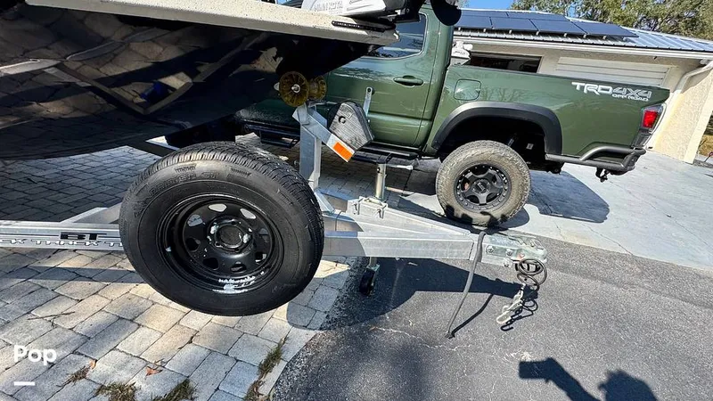 Slide: The Image of Xpress H20B 2020 - 16203626