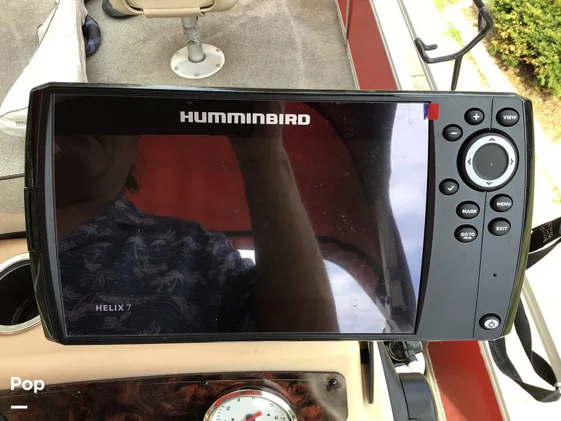 Slide: The Image of Sun Tracker Bass Buggy 18 DLX 2017 - 16273447