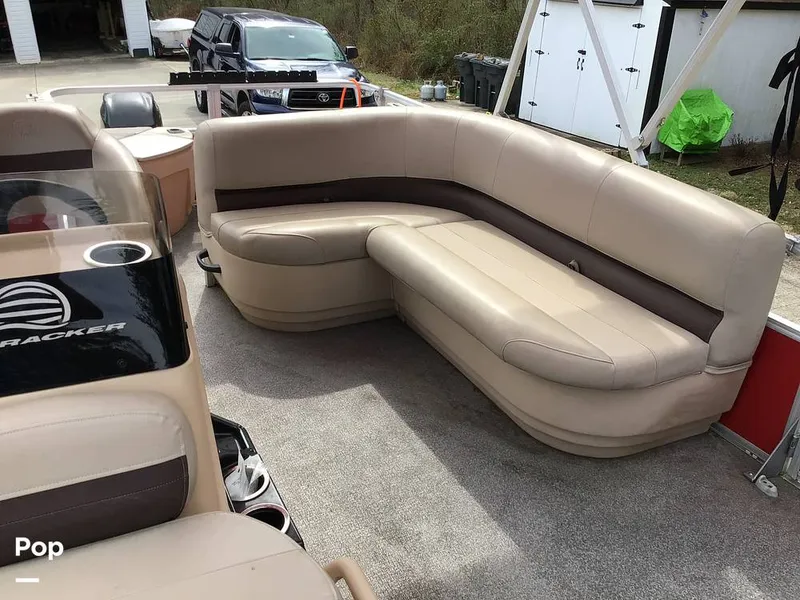 Slide: The Image of Sun Tracker Bass Buggy 18 DLX 2017 - 16273453