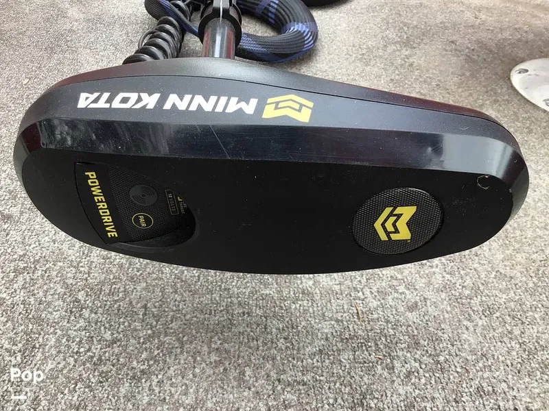 Slide: The Image of Sun Tracker Bass Buggy 18 DLX 2017 - 16273463