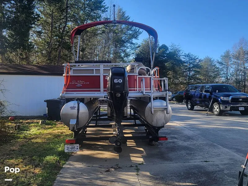 Slide: The Image of Sun Tracker Bass Buggy 18 DLX 2017 - 16270159