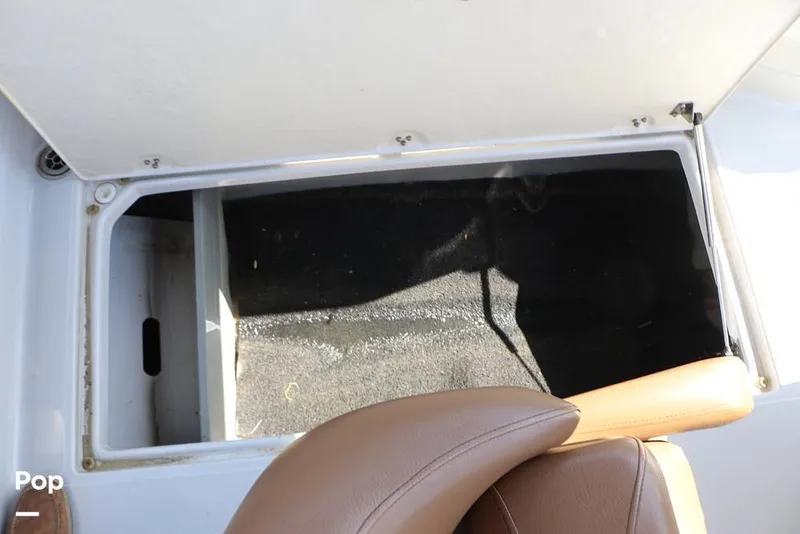 Slide: The Image of Crownline Boats E225 XS 2023 - 16368653