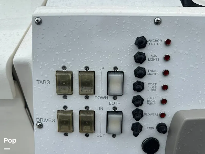 Slide: The Image of Fountain 47 Lightning 2006 - 16629390