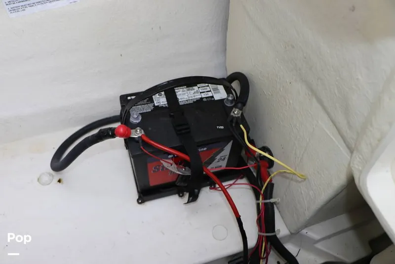 Slide: The Image of Bayliner VR4 2023 - 16194754