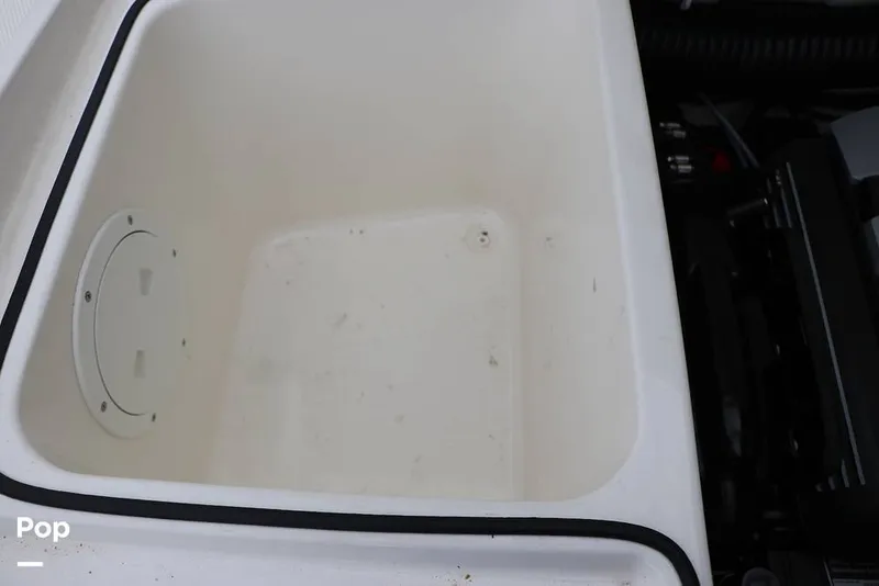 Slide: The Image of Bayliner VR4 2023 - 16194755