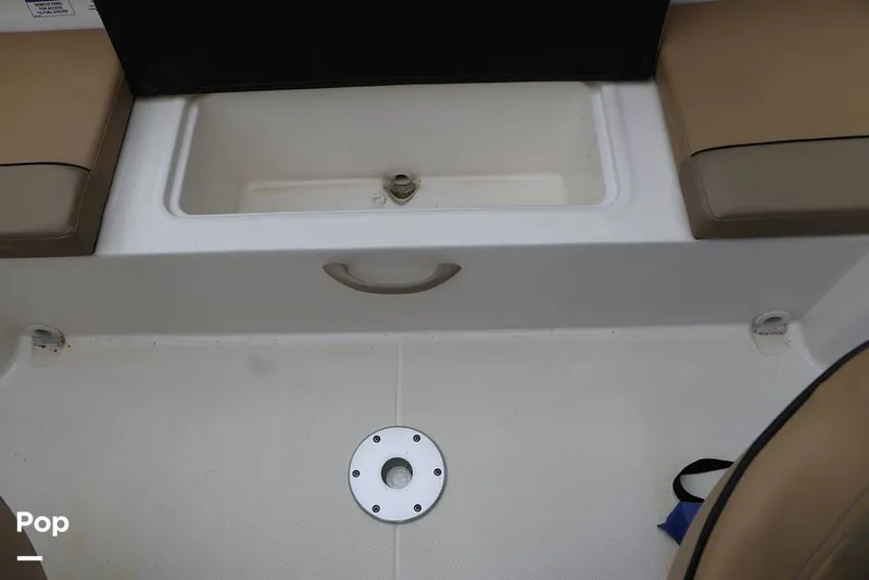 Slide: The Image of Bayliner VR4 2023 - 16194756