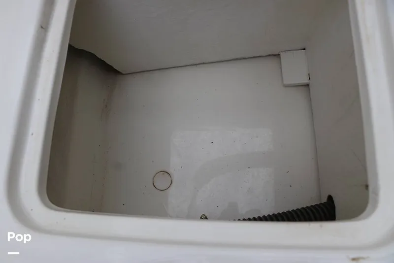 Slide: The Image of Bayliner VR4 2023 - 16194759