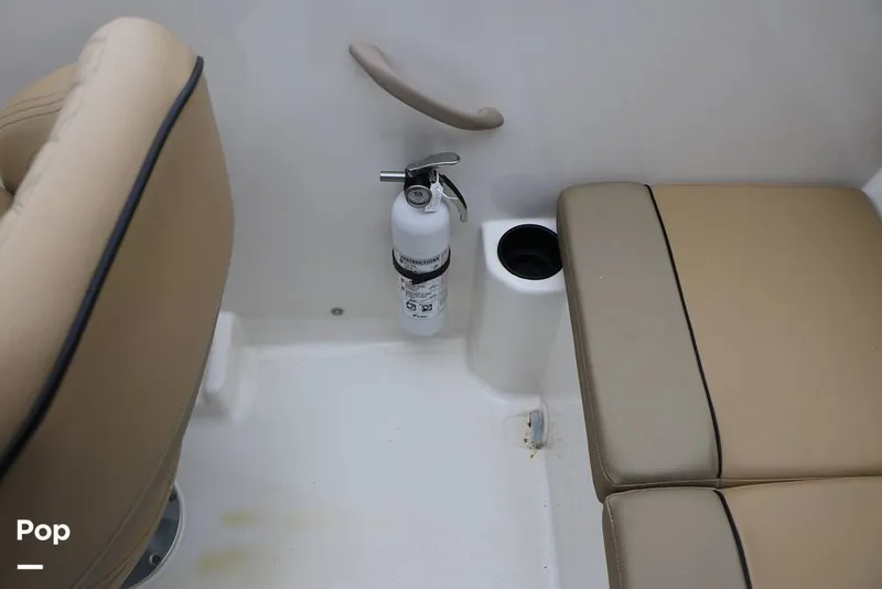 Slide: The Image of Bayliner VR4 2023 - 16194760