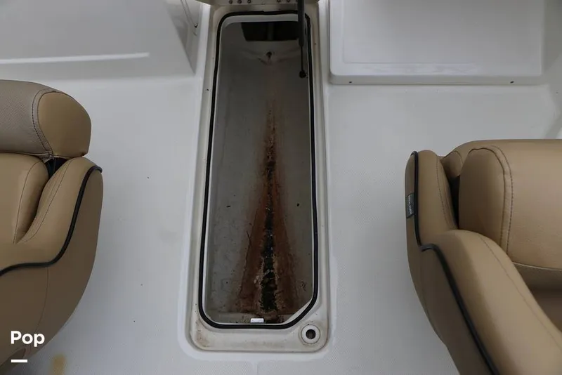 Slide: The Image of Bayliner VR4 2023 - 16194776