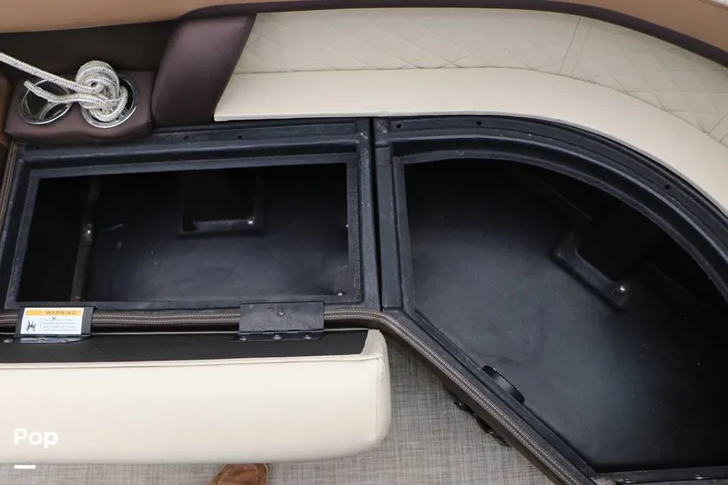 Slide: The Image of Lowe SS230W 2024 - 16194864