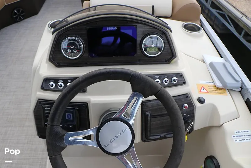 Slide: The Image of Lowe SS230W 2024 - 16194991