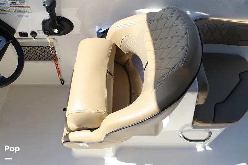 Slide: The Image of Bayliner VR6 OB 2024 - 16368589