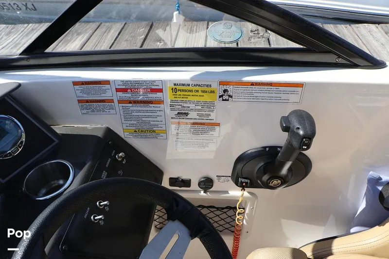 Slide: The Image of Bayliner VR6 OB 2024 - 16368591