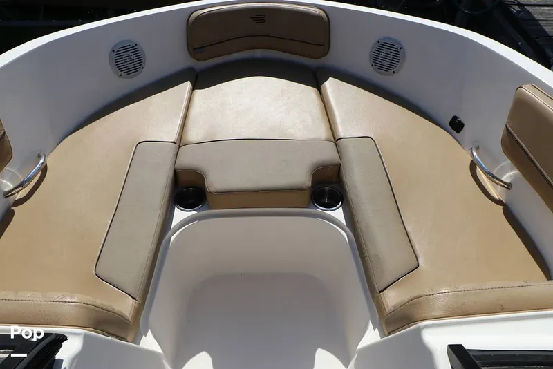 Slide: The Image of Bayliner VR6 OB 2024 - 16368600