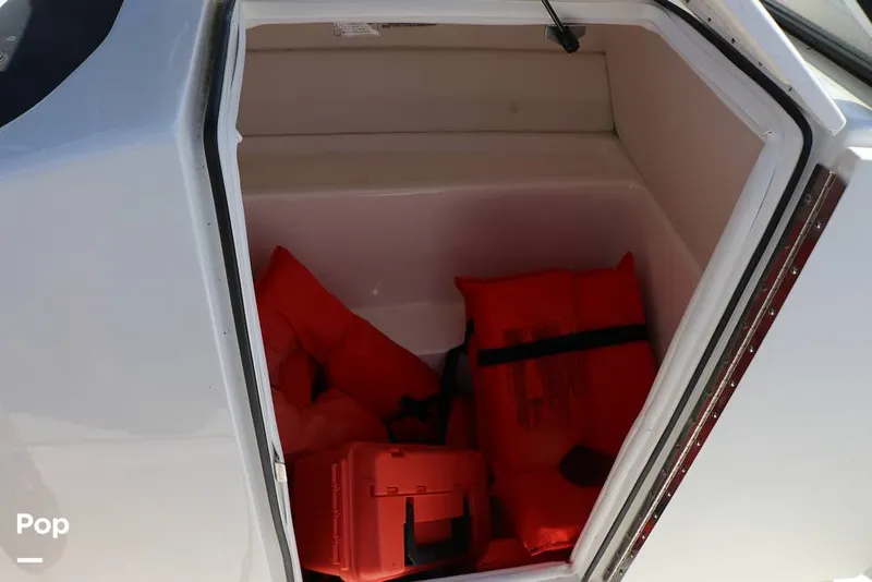 Slide: The Image of Bayliner VR6 OB 2024 - 16368605