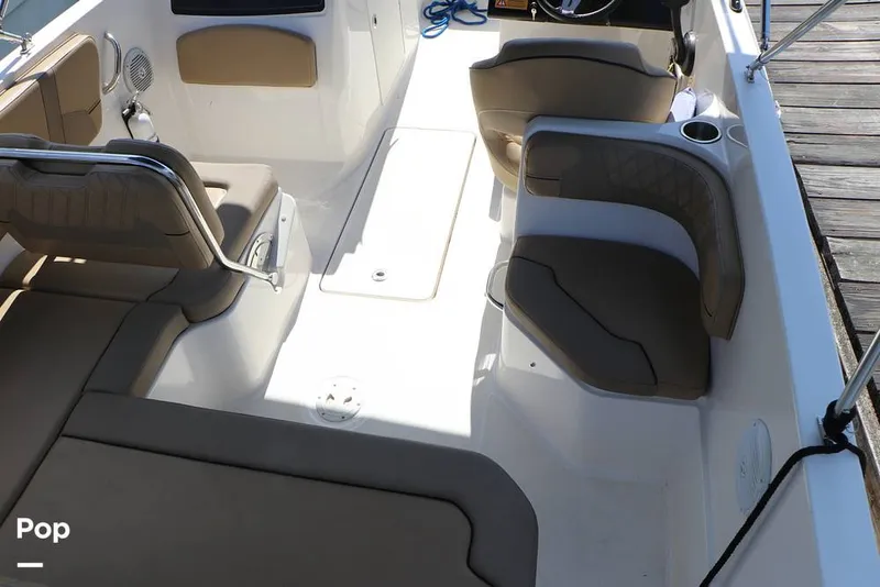 Slide: The Image of Bayliner VR6 OB 2024 - 16368493