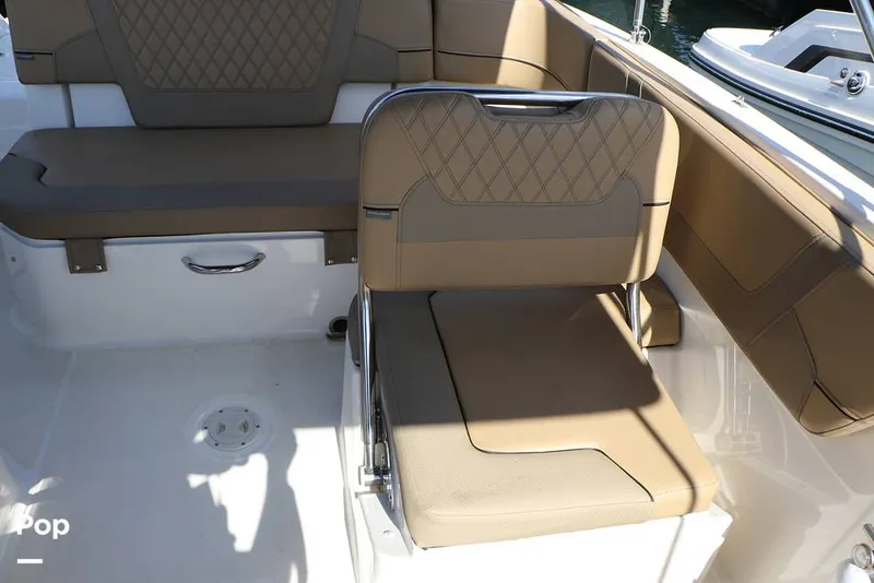 Slide: The Image of Bayliner VR6 OB 2024 - 16368499