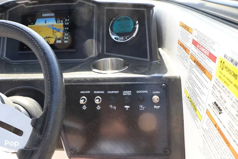 Slide: The Image of Bayliner VR6 OB 2024 - 16368524