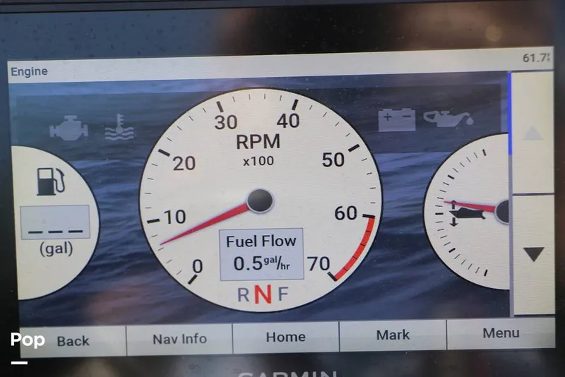 Slide: The Image of Crownline Boats E225 XS 2023 - 16368566