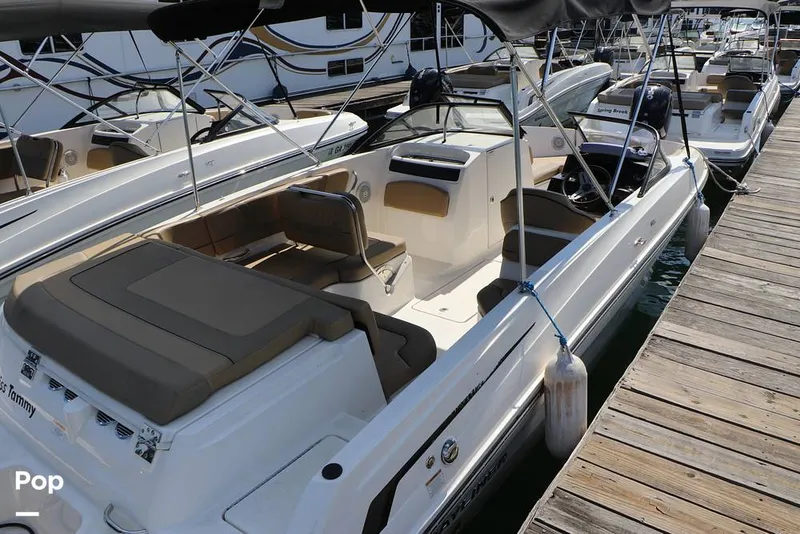 Slide: The Image of Bayliner VR6 OB 2024 - 16368440