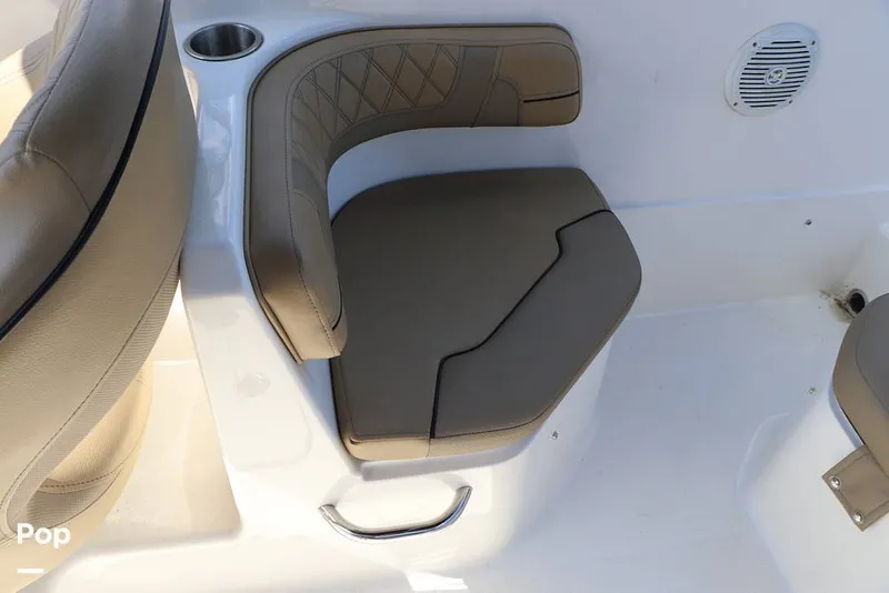 Slide: The Image of Bayliner VR6 OB 2024 - 16368465