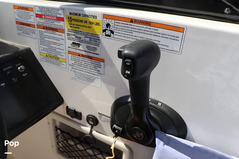 Slide: The Image of Bayliner VR6 OB 2024 - 16368477