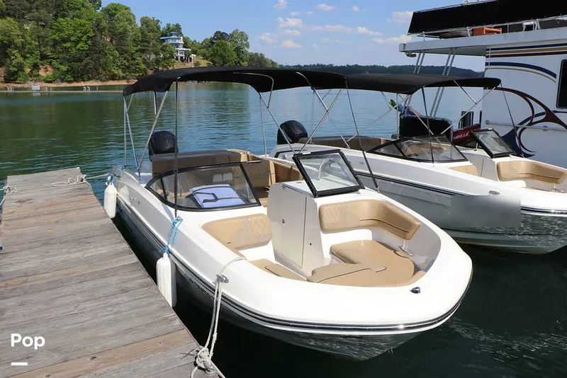 Slide: The Image of Bayliner VR6 OB 2024 - 16368442