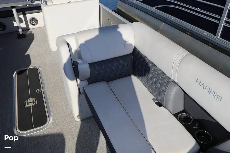 Slide: The Image of Harris Sunliner 230 2025 - 16180943